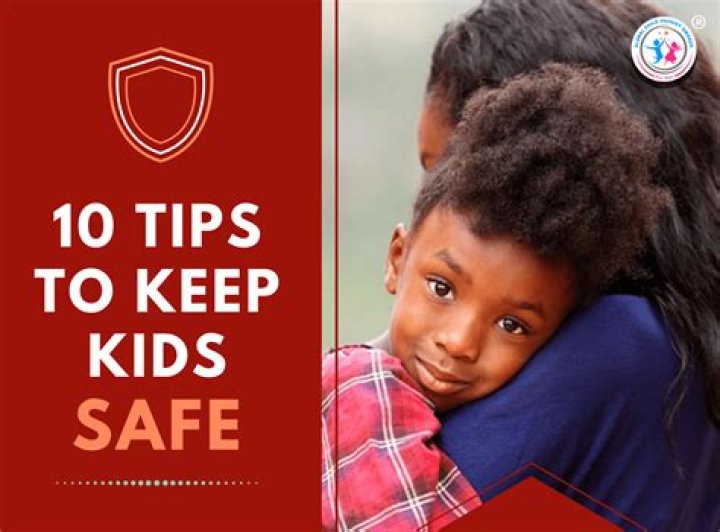 7 Tips to Keep Kids Safe in the Backyard Pool
