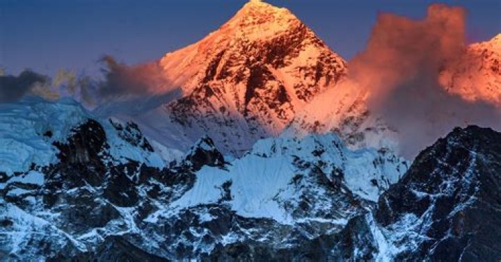 La EEI muestra cómo se ve la cumbre del Everest sin nubes